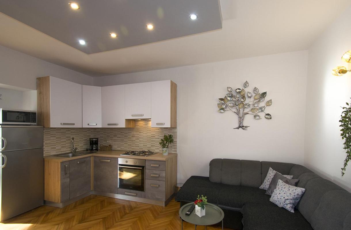 Apartment Edera, Near The Town In A Quiet Location Ρόβινι Εξωτερικό φωτογραφία