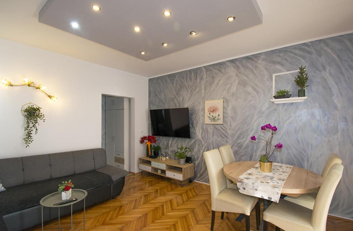 Apartment Edera, Near The Town In A Quiet Location Ρόβινι Εξωτερικό φωτογραφία