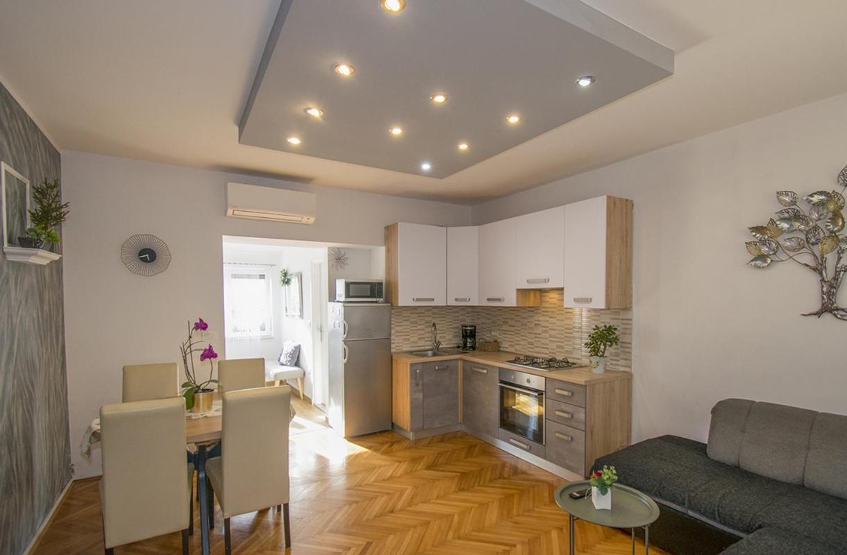 Apartment Edera, Near The Town In A Quiet Location Ρόβινι Εξωτερικό φωτογραφία
