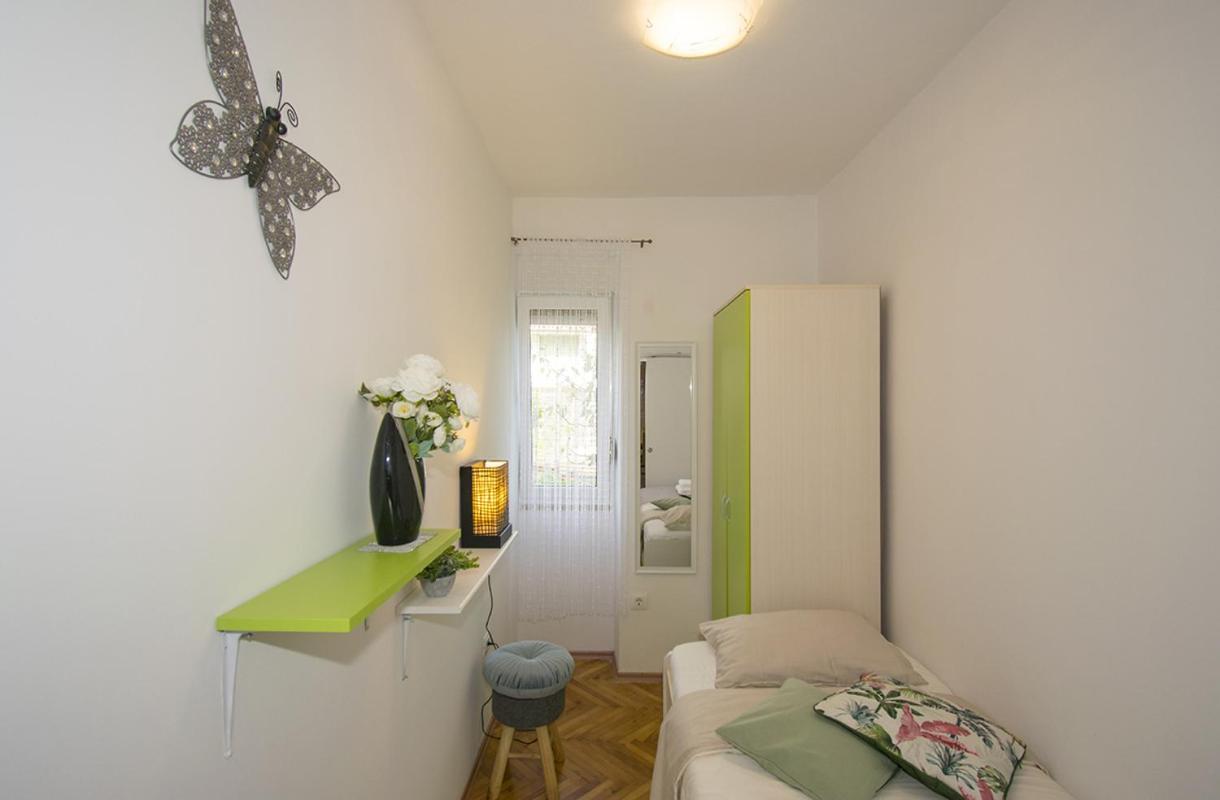 Apartment Edera, Near The Town In A Quiet Location Ρόβινι Εξωτερικό φωτογραφία